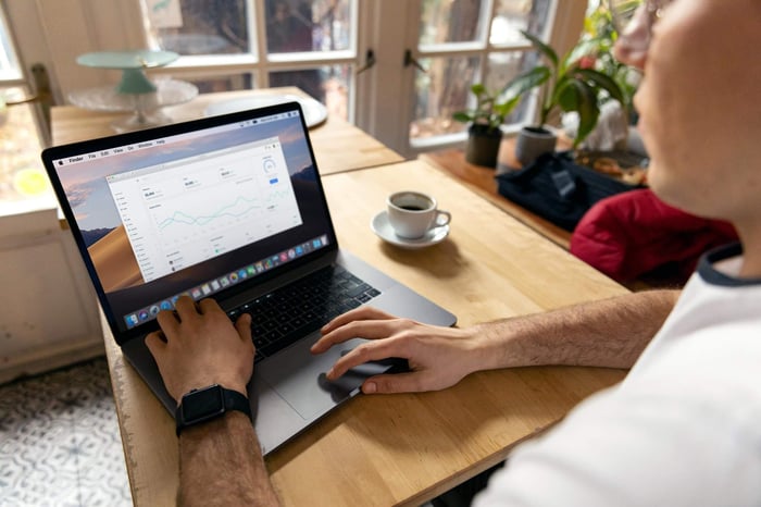 How to Optimize for AI Search: Understanding LLM SEO and AI Overviews in 2025